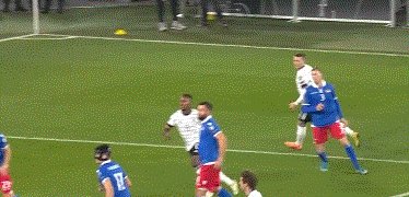 虎扑nba-【世预赛】穆勒+萨内双响 罗伊斯1射2传 德国9比0胜